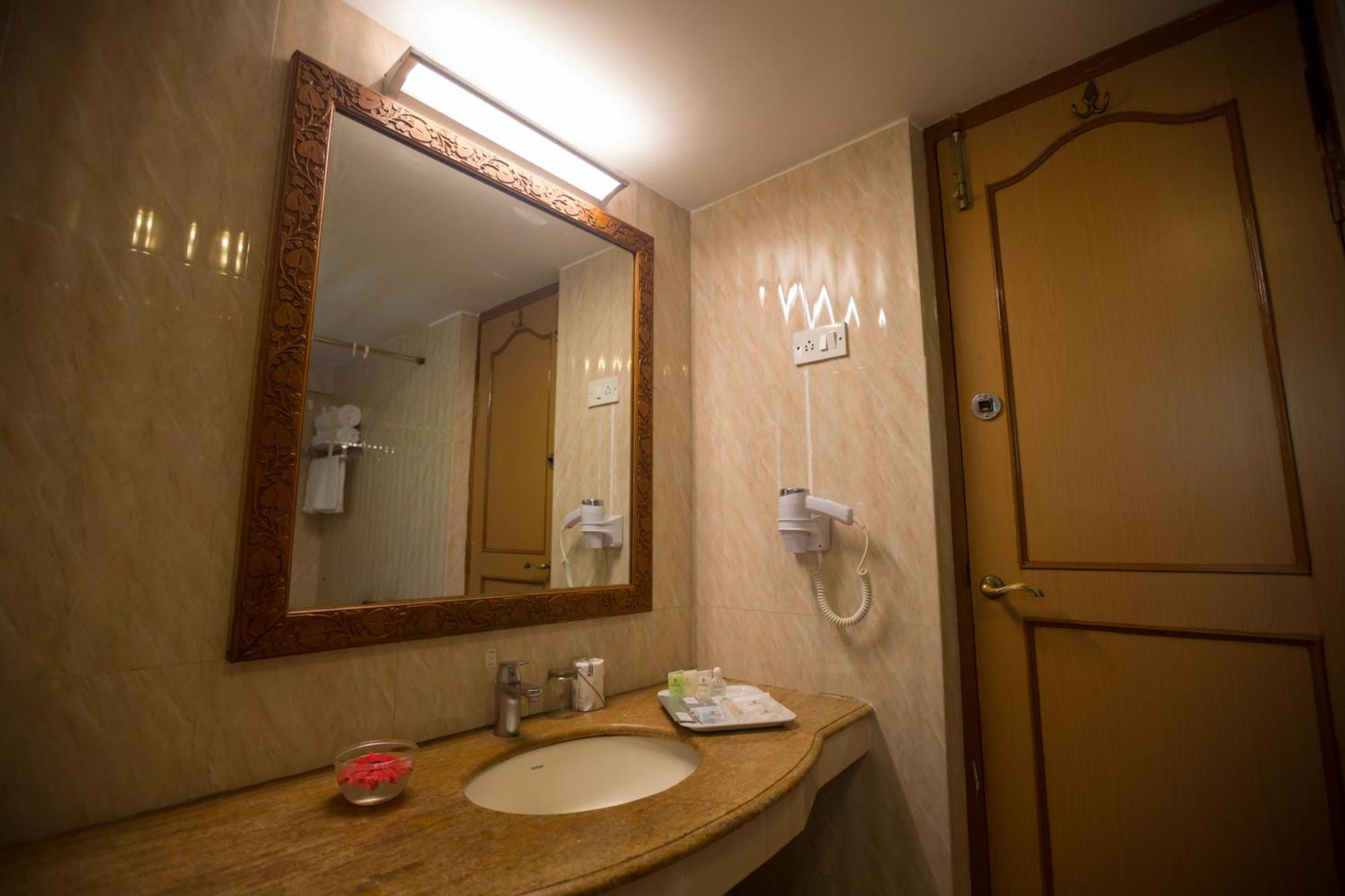 Hotel Kodai International Kodaikanal Værelse billede